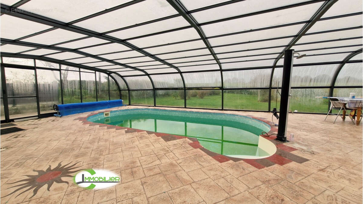 Maison à THORIGNE-SUR-DUE