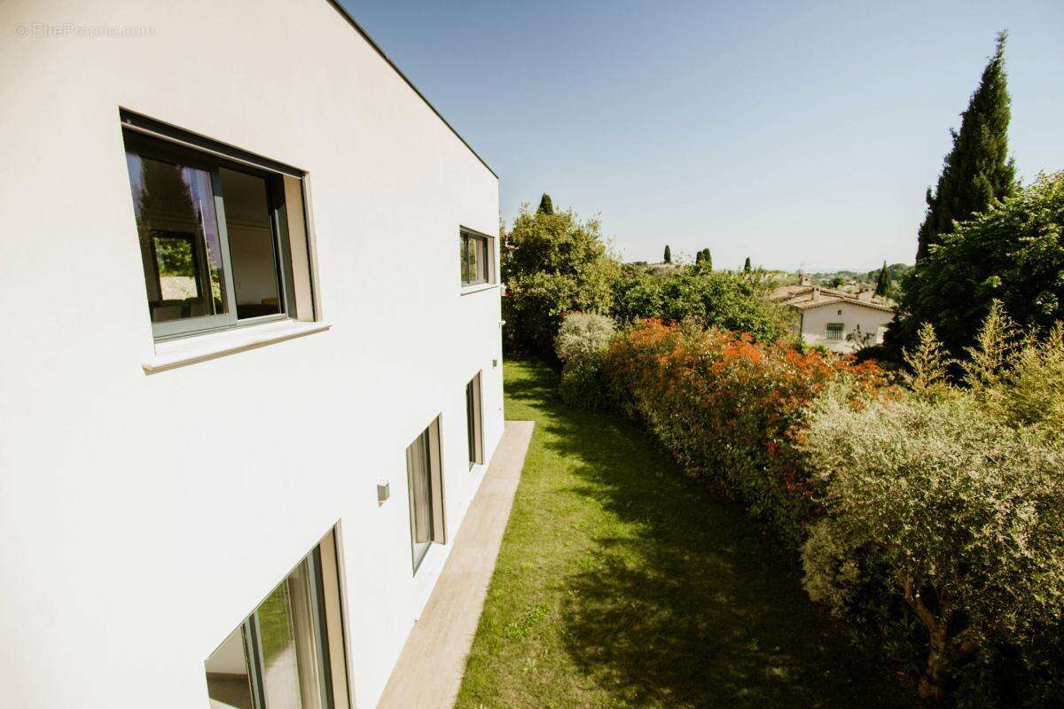 Villa 229M2 piscine terrain garage volume - photo 3