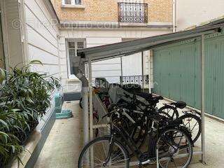 Neuilly-sur-Seine – Saint Dominique - 5 pièces haussmannien – 126 m² Carrez – Rez-de-chaussée calme et prêt à vivre - photo 18