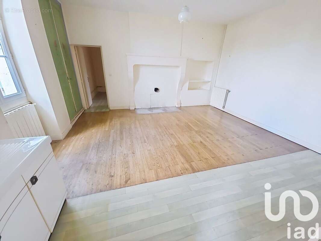 Maison 129 m² à Feuillade  - photo 7
