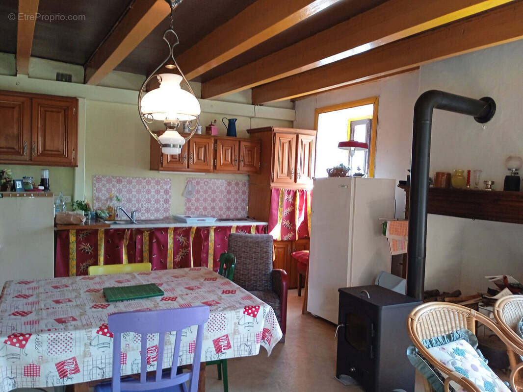 Maison à SAINT-DONAT