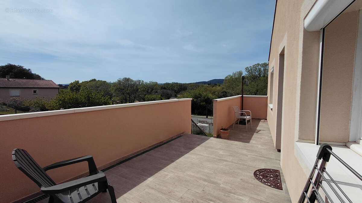 Appartement à DONZERE