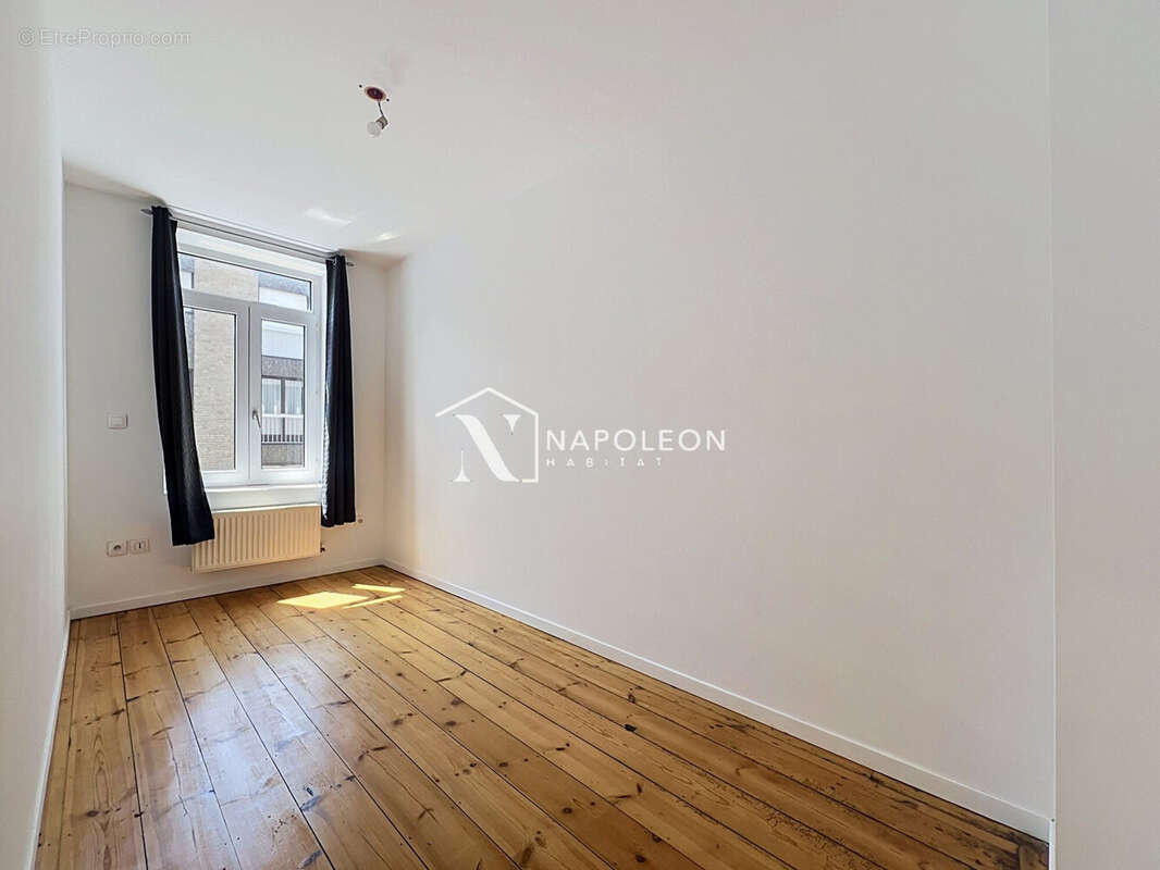 Appartement 52 m² à Lille  - photo 2