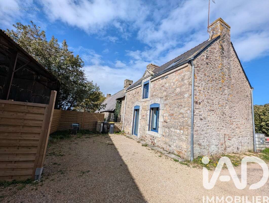 Photo 8 - Maison à LANDEVANT