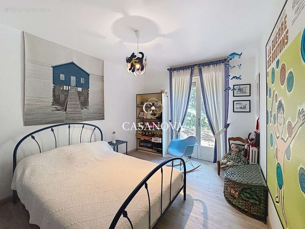Villa familiale avec grand extérieur et piscine sur  les hauteurs de Clermont l'hérault - photo 9
