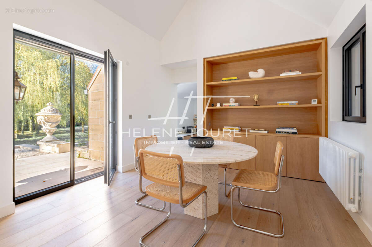 Maison à FONTAINE-CHAALIS