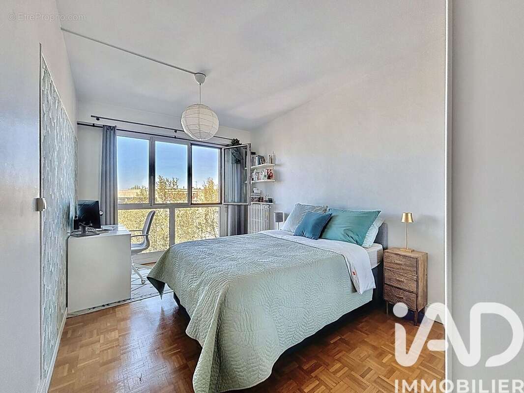 Photo 4 - Appartement à MONTROUGE