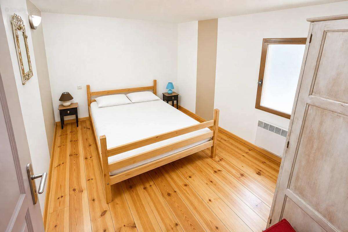Appartement à AX-LES-THERMES