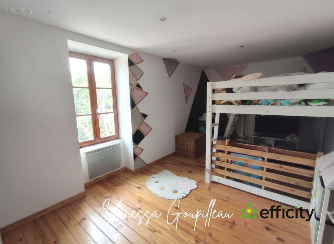 Maison 140 m² à Venansault  - photo 7