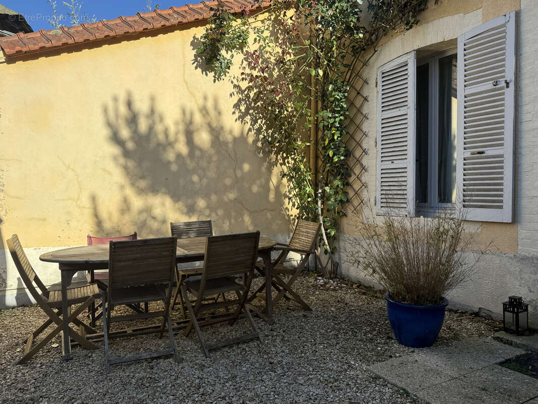 Maison à CHAMPIGNELLES