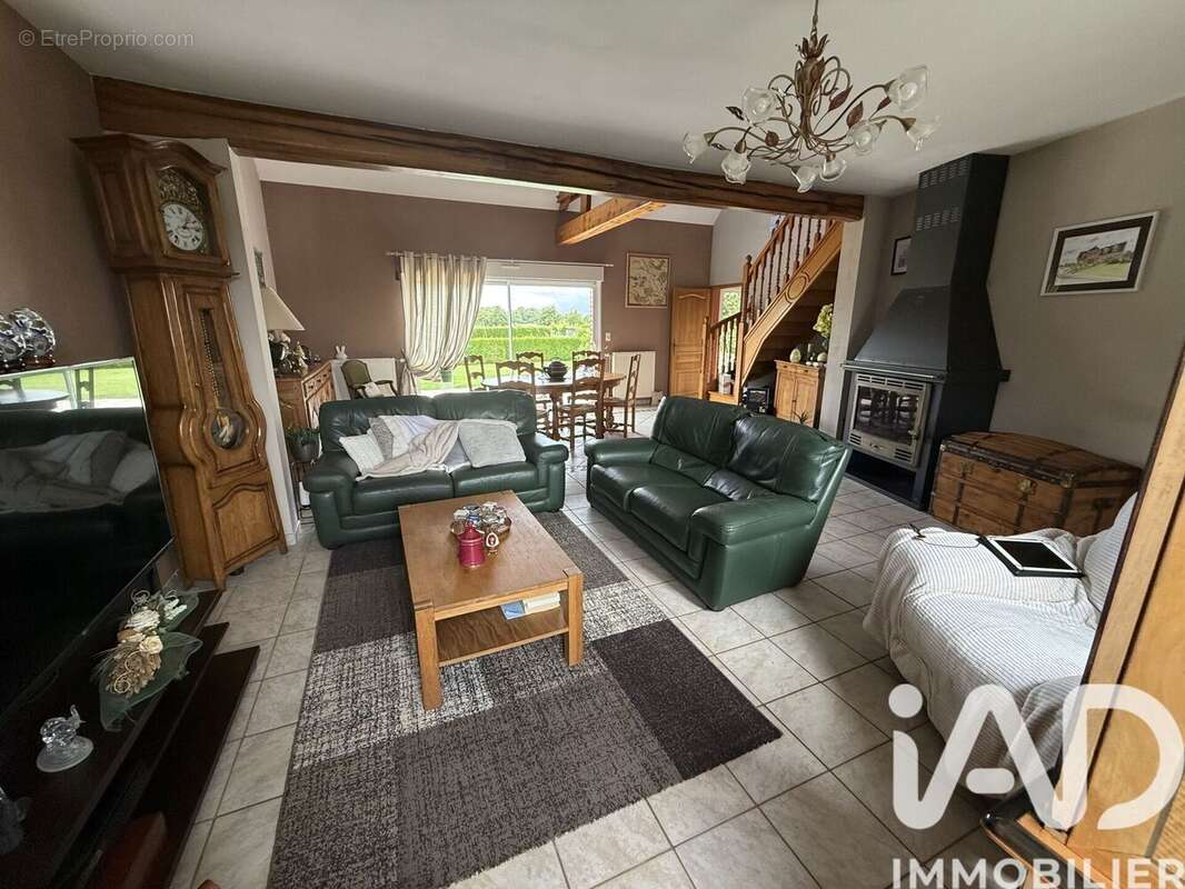Photo 3 - Maison à VILLERS-BOCAGE