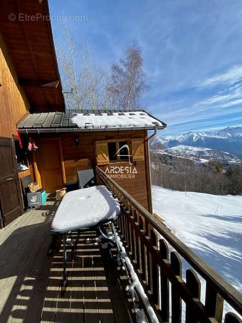 Maison à LE CHATEL