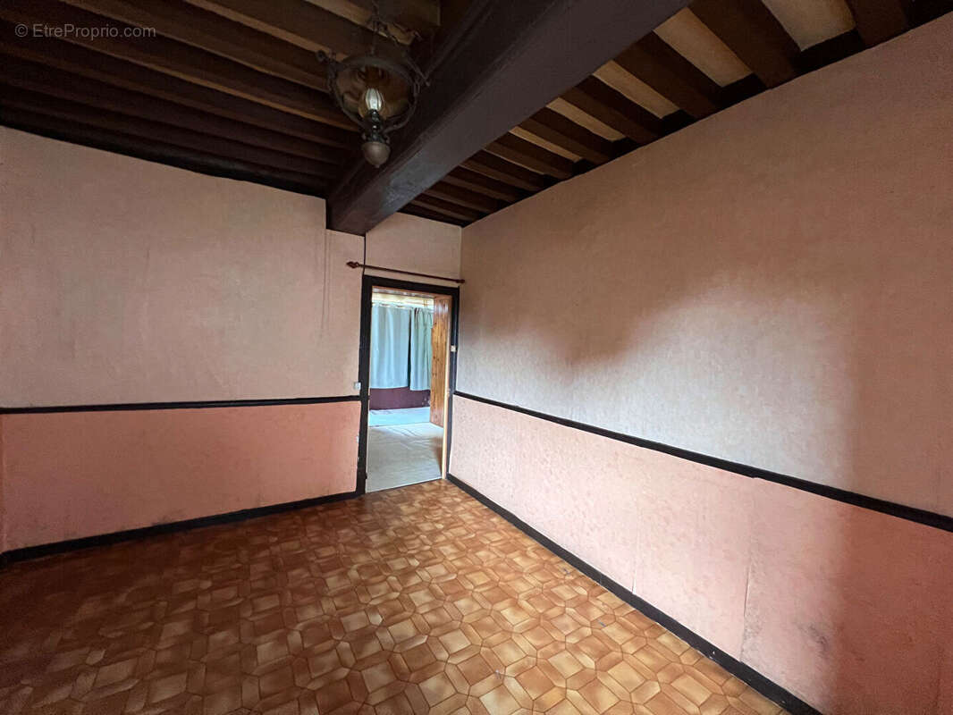 Maison à CHARBONNAT