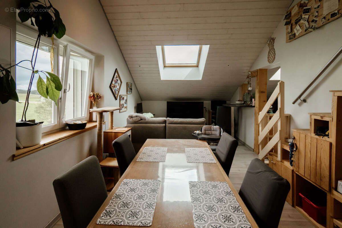 Appartement à RECULFOZ