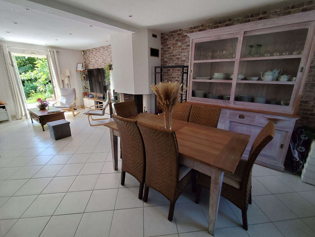 Maison à SAINT-WITZ