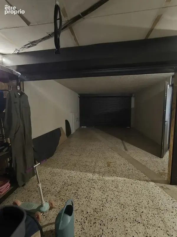 Superbe maison de charme avec double garage, terrasses, cave à vin... - photo 37