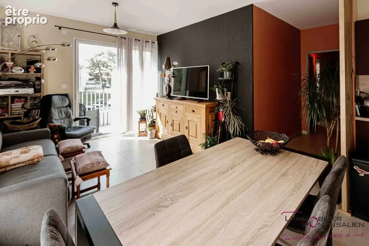 Doubs - quartier charles - appartement de type 3 : 2 chambres, terasse et garage - photo 10