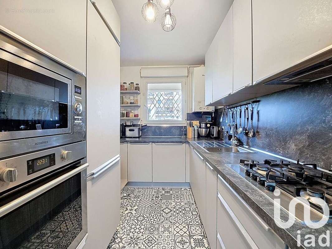 Photo 5 - Appartement à SURESNES