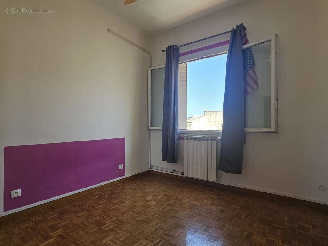 MONTOLIVET. Grand T3 de 72 m². - photo 5