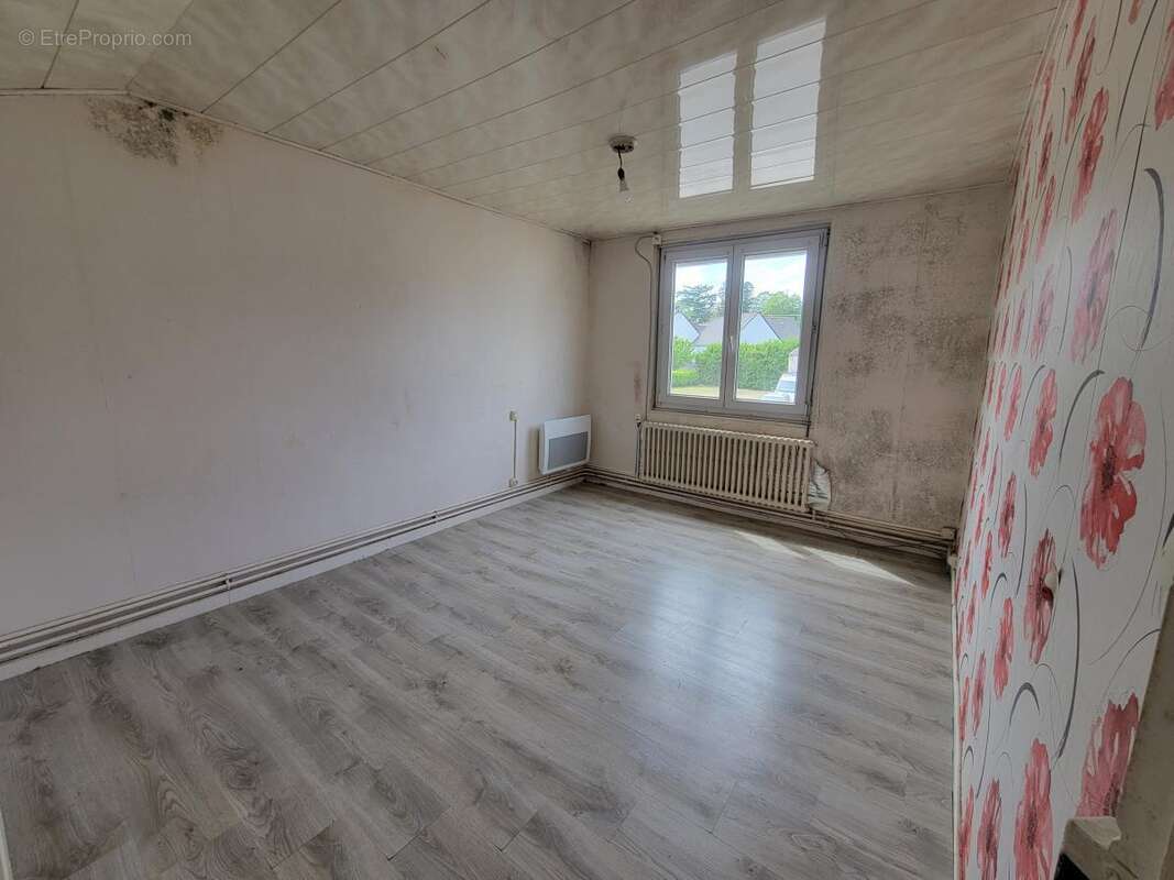 Maison 74 m² à Gourin  - photo 7