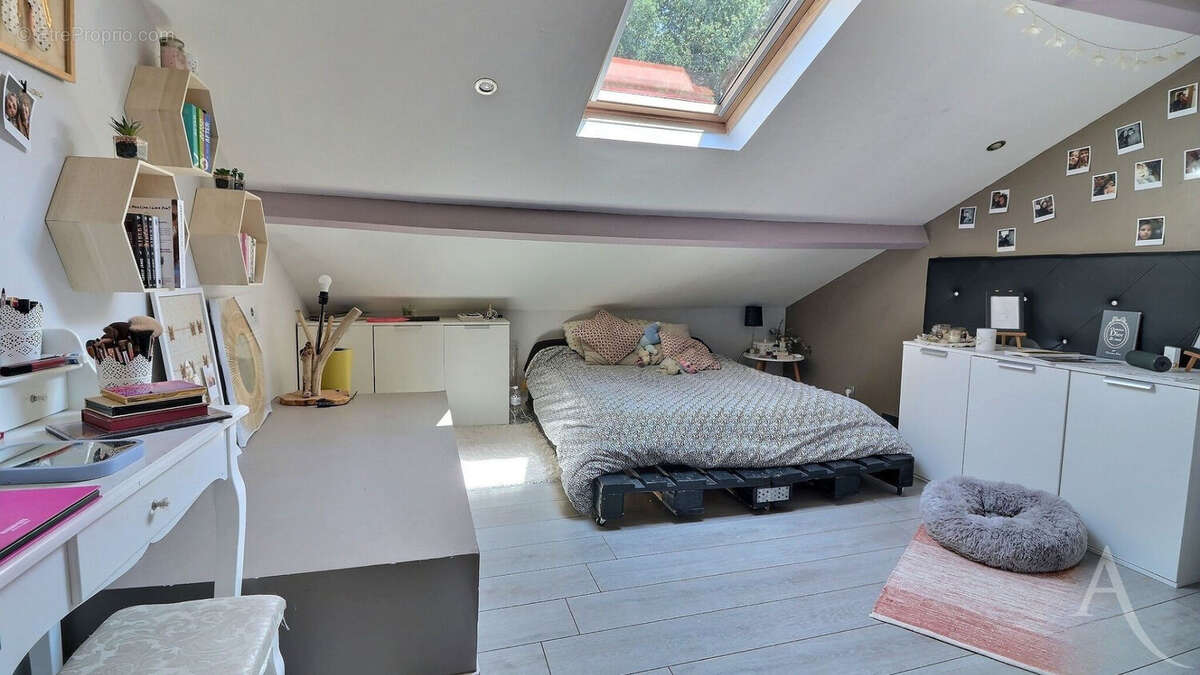 Maison à VILLENAVE-D&#039;ORNON