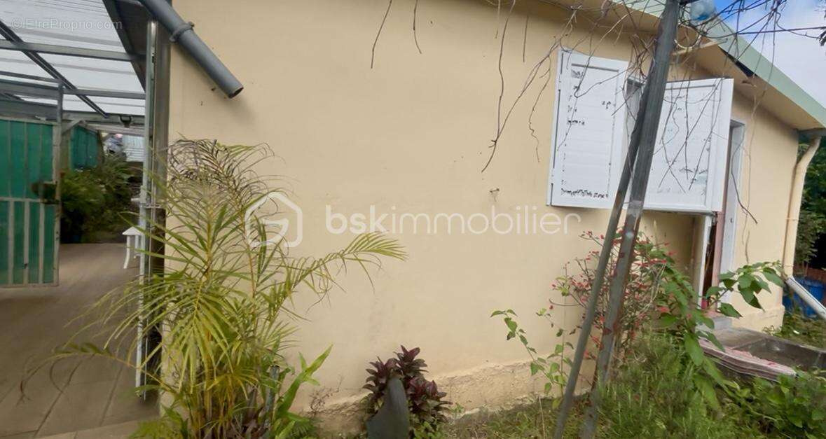 Maison à SAINTE-SUZANNE