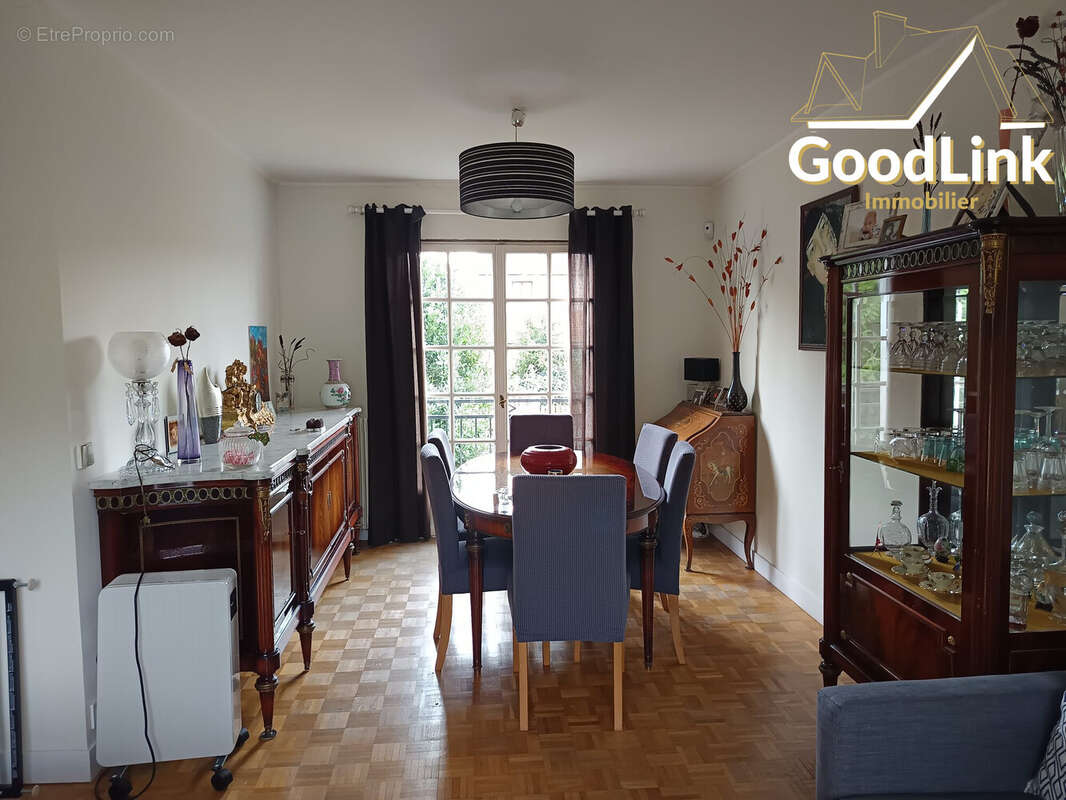 Maison à VILLIERS-SUR-MARNE