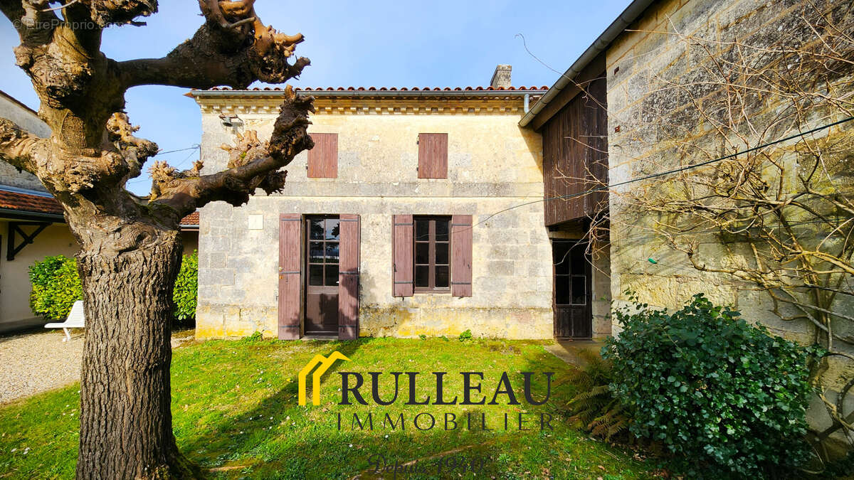 Maison à BAYON-SUR-GIRONDE