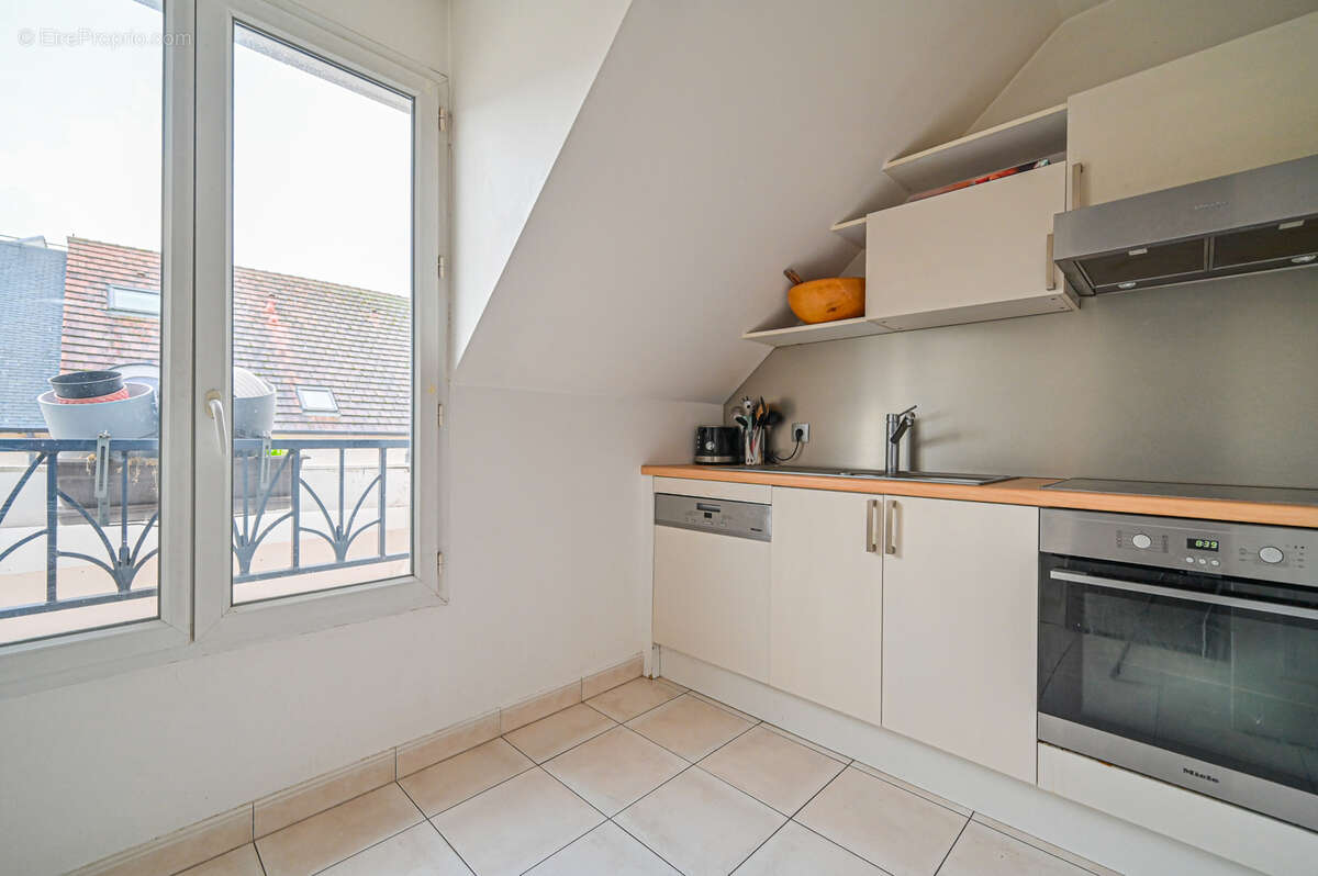 Appartement à SAINT-MAUR-DES-FOSSES