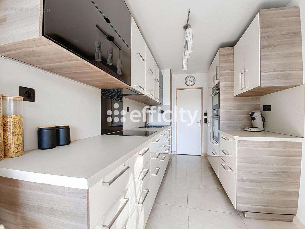 Appartement à SAINT-GRATIEN