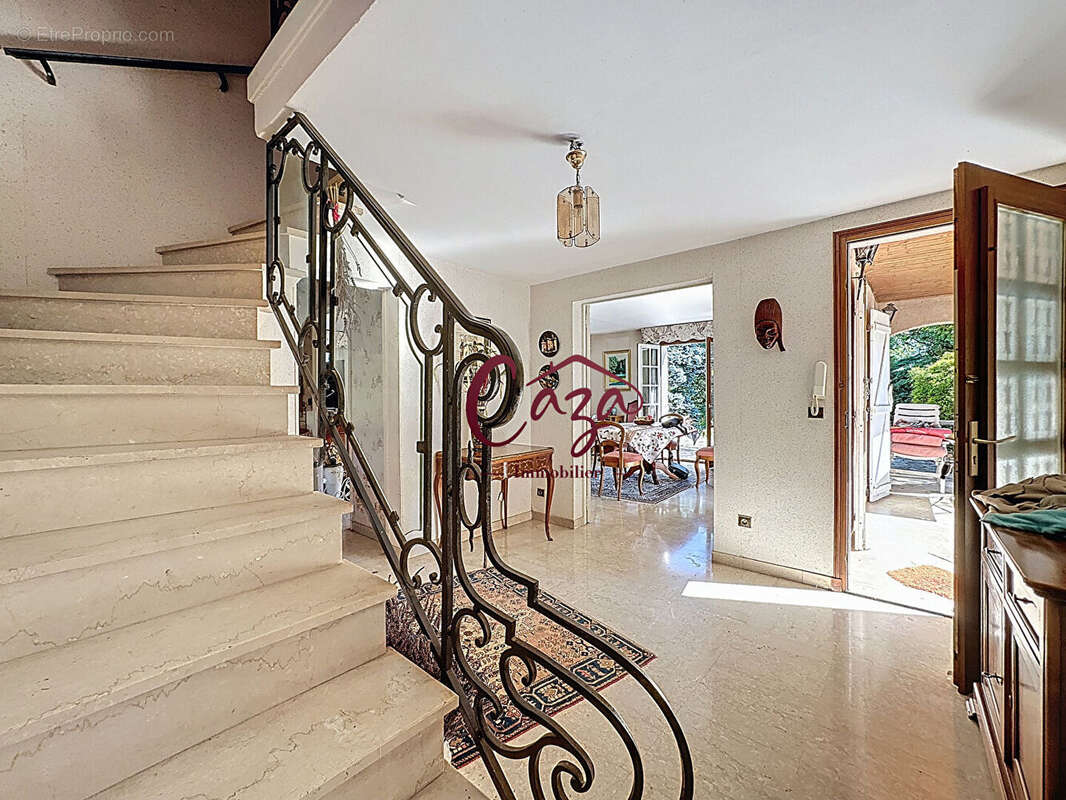 Maison Camblanes et Meynac , vue dégagée , sur grand terrain - photo 4