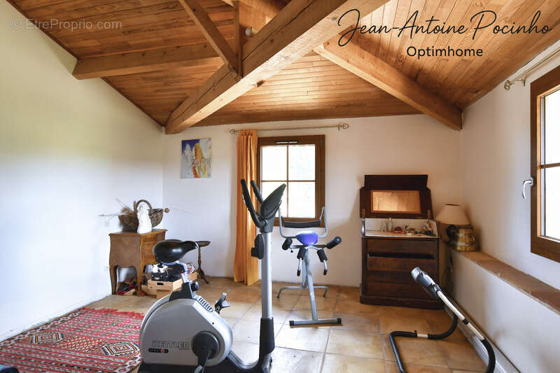 Maison de campagne à vendre 9 pièces  (31) - photo 11
