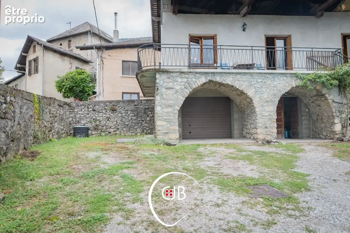 Cruet – Maison de vigneron 105 m² avec 135 m² de dépendances - photo 18