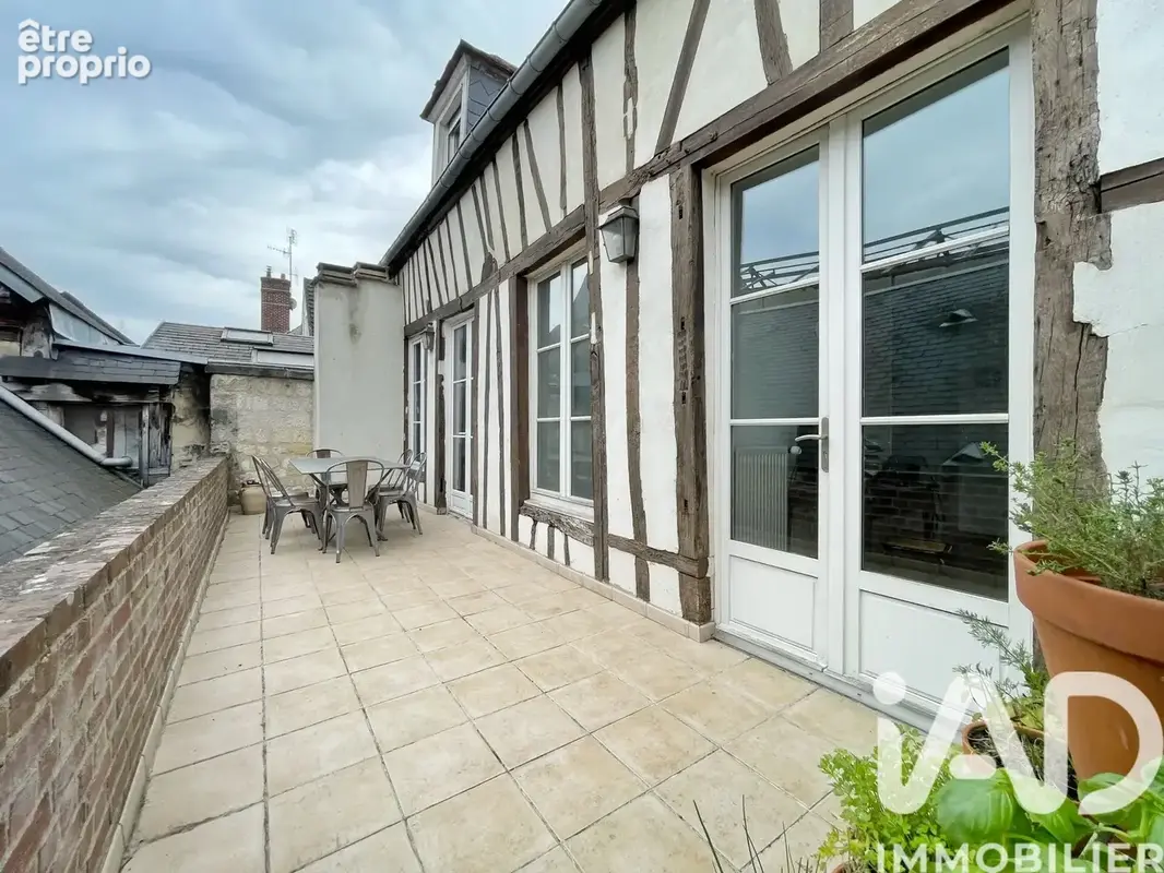 Photo 1 - Maison à COMPIEGNE