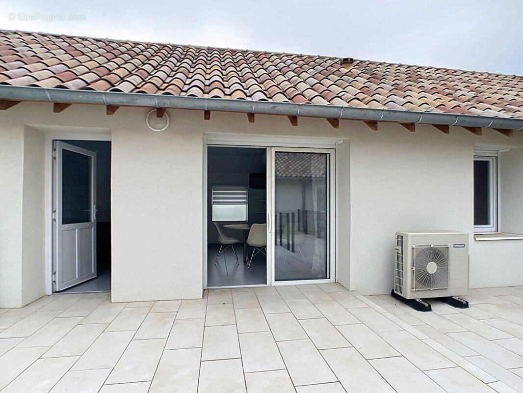 Appartement à VILLIE-MORGON