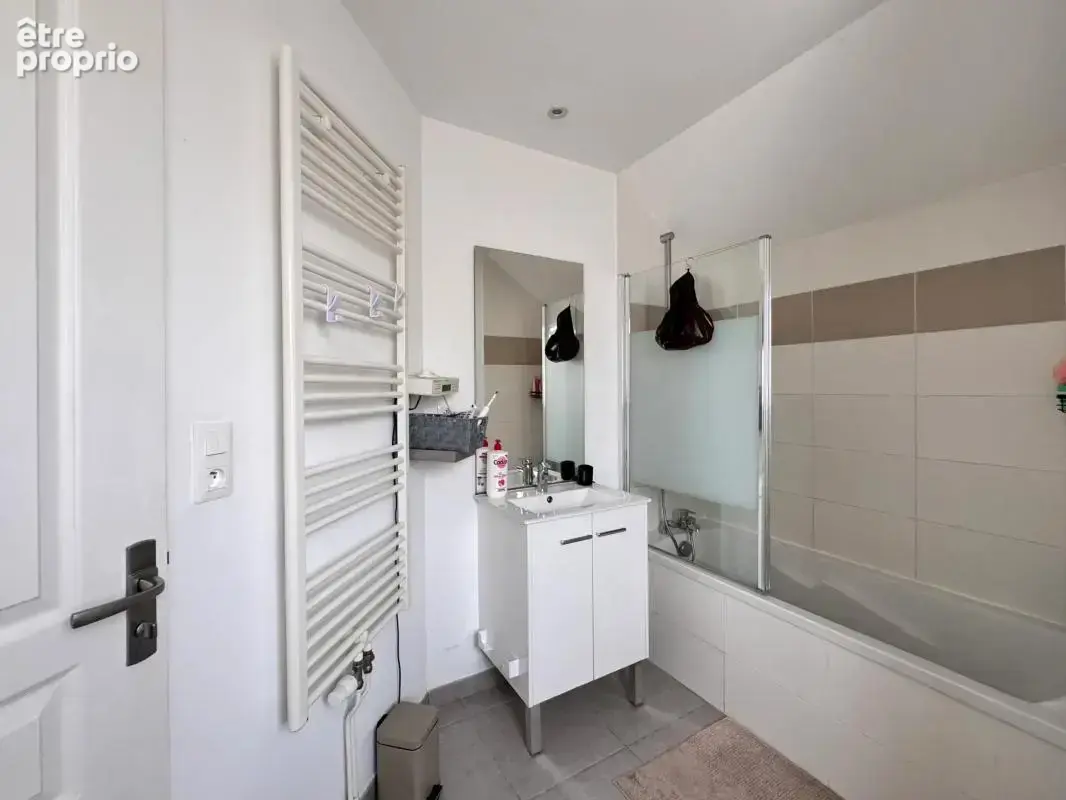 Maison pmr de 5 pièces de 96 m² à Trélazé - photo 8