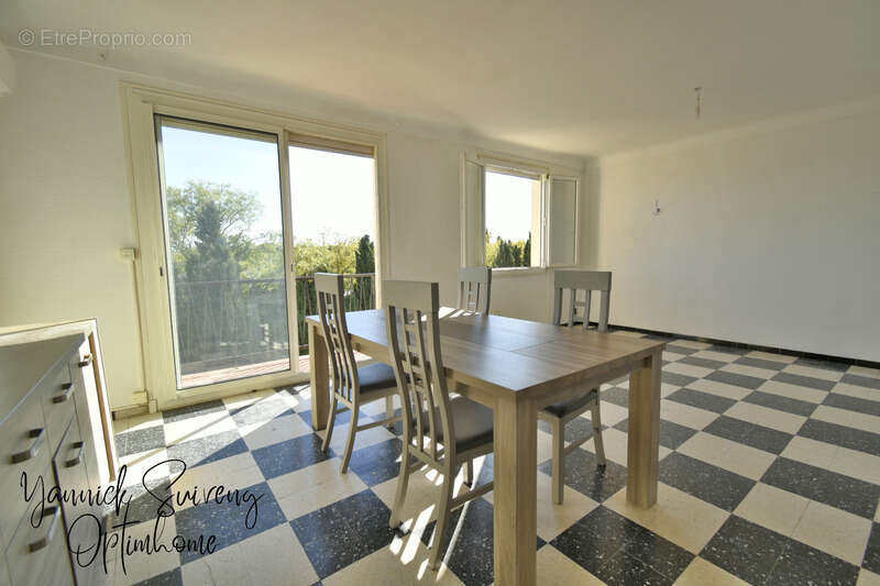 Appartement à SAINT-ESTEVE