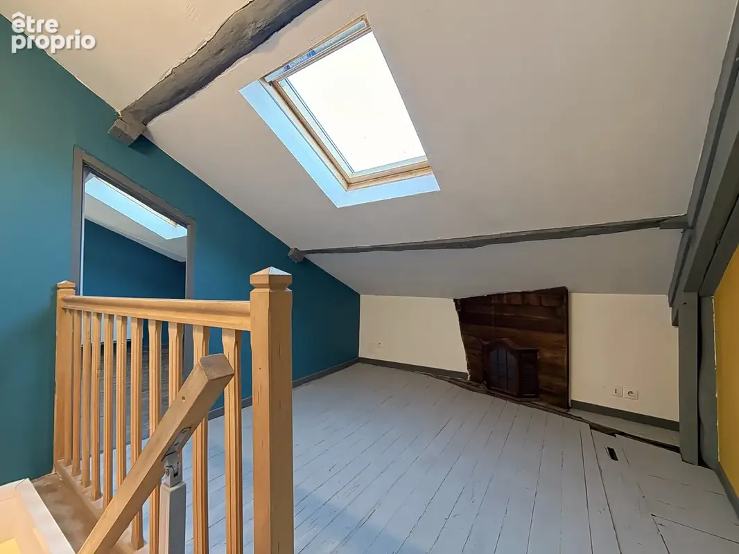 Appartement alliant charme, fonctionnalité et situation idéale, à proximité immédiate des commerces et des com - photo 6