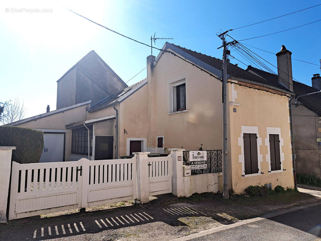 Maison à POUILLY-SUR-LOIRE