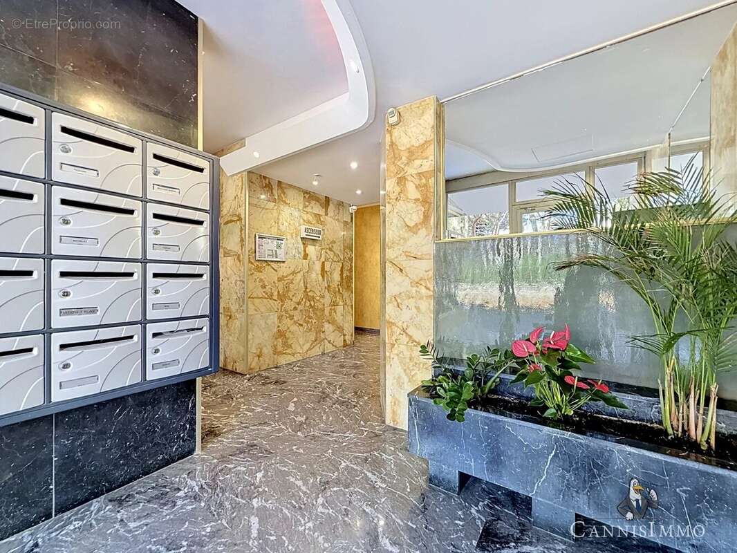 Appartement à CANNES