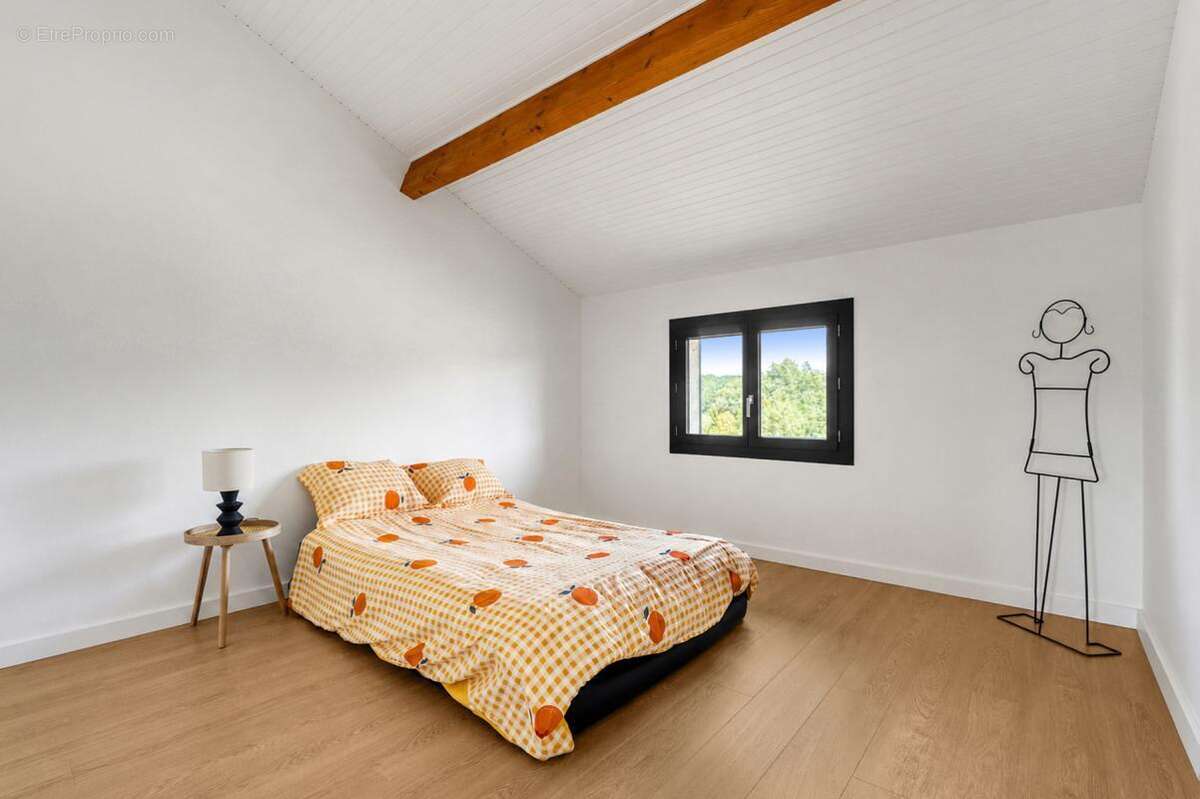 Maison 160 m² à Plaisance-Du-Touch  - photo 16