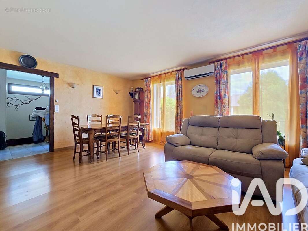 Maison 118 m² à Charleville-Mezieres  - photo 5
