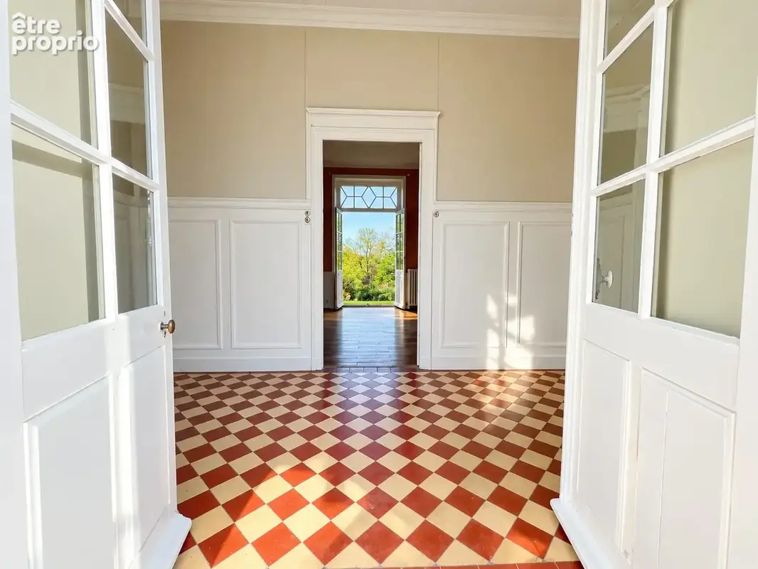 Maison 9 pièces 265 m² à vendre à Gorges (44190) - photo 2