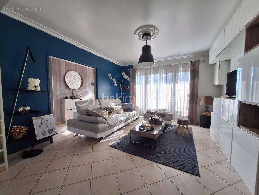 Maison à BALLAN-MIRE