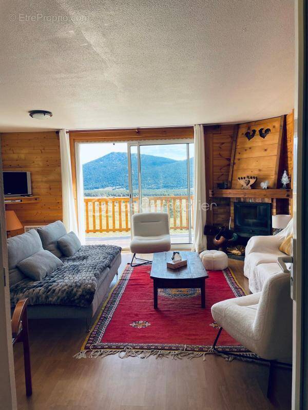 Maison à LES ANGLES