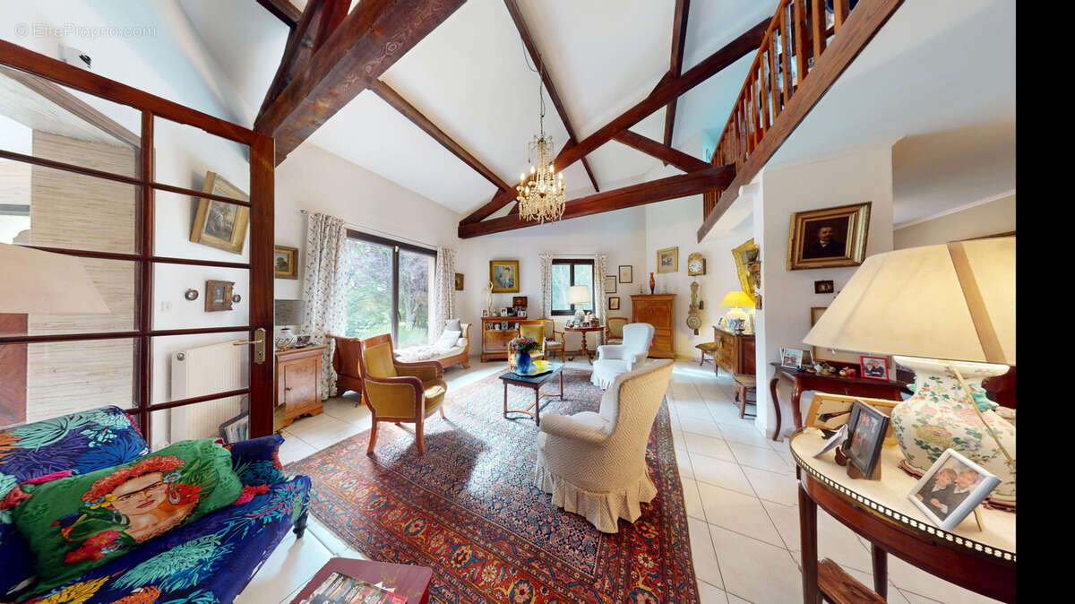 Maison à DRUDAS