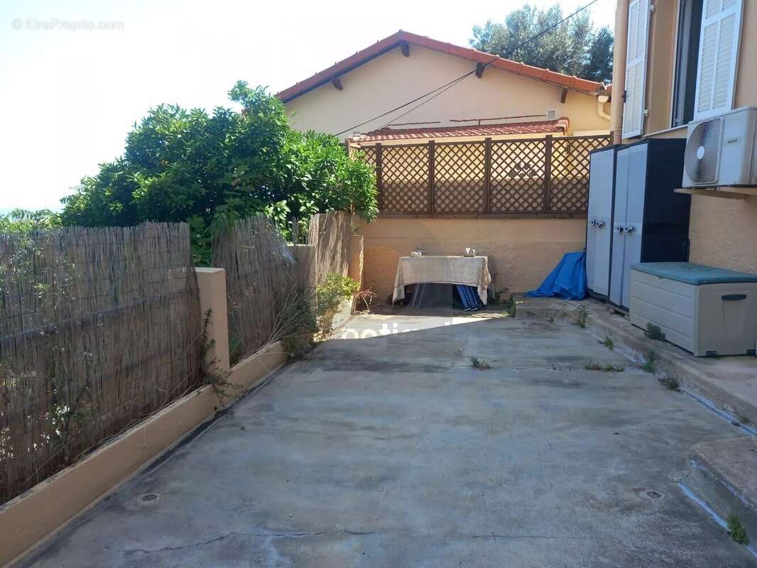 Appartement à BEAUSOLEIL