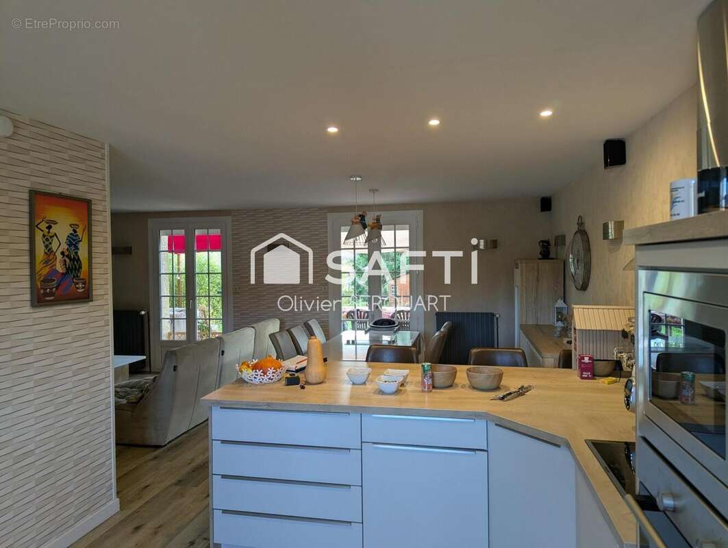 Photo 3 - Maison à SAINT-QUENTIN