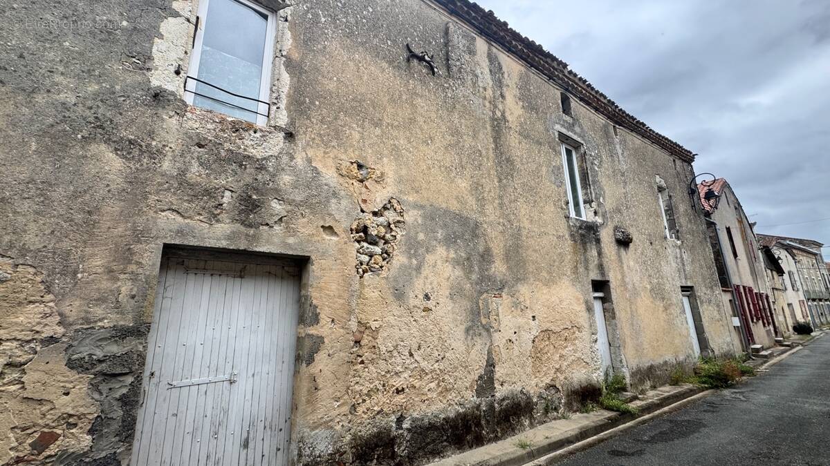 Maison à XAINTRAILLES