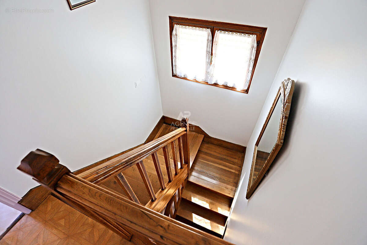 Maison à NANTERRE